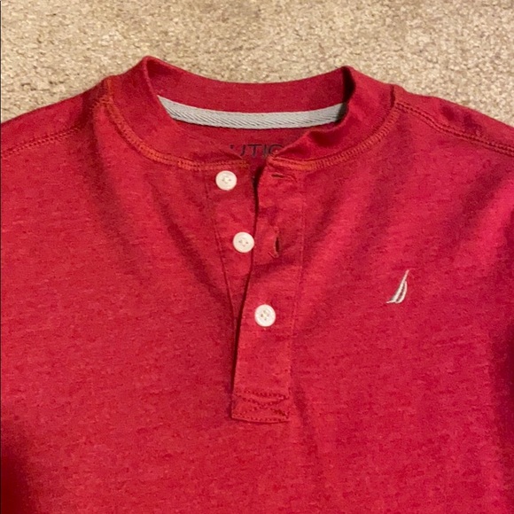 Boys Nautica shirt - Picture 2 of 4